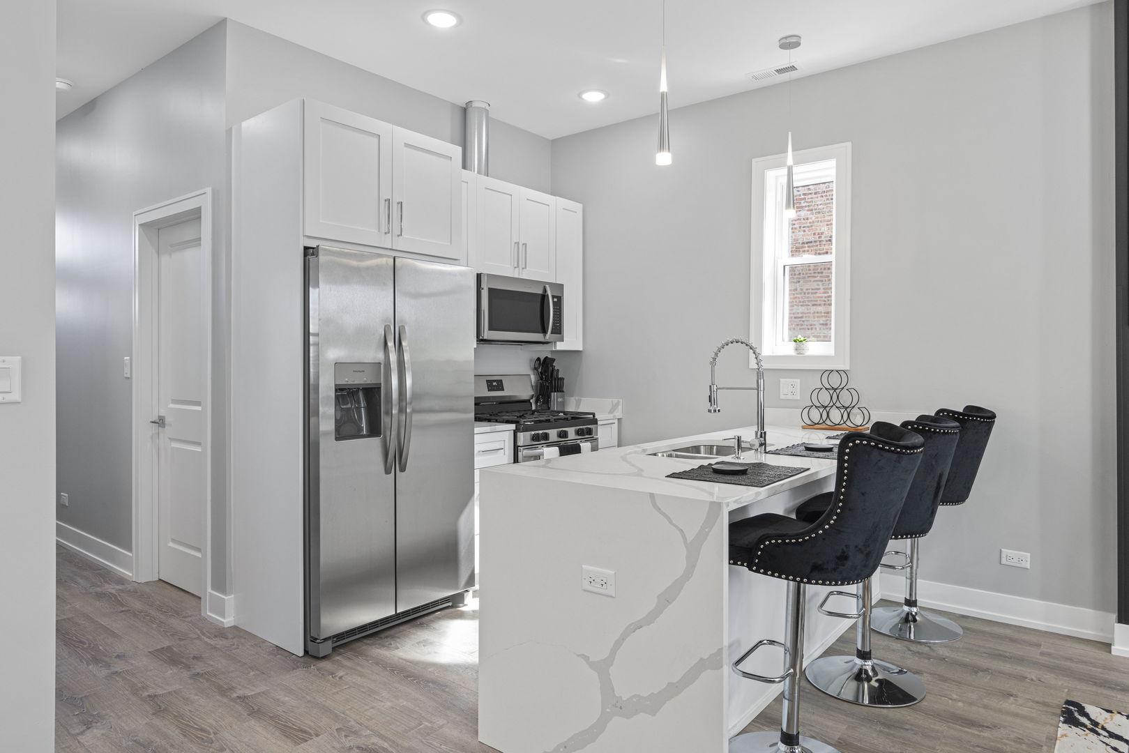 1517 S Keeler Avenue, Chicago, IL 60623