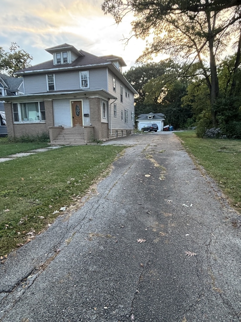 1912 Euclid Avenue, Chicago Heights, IL 60411