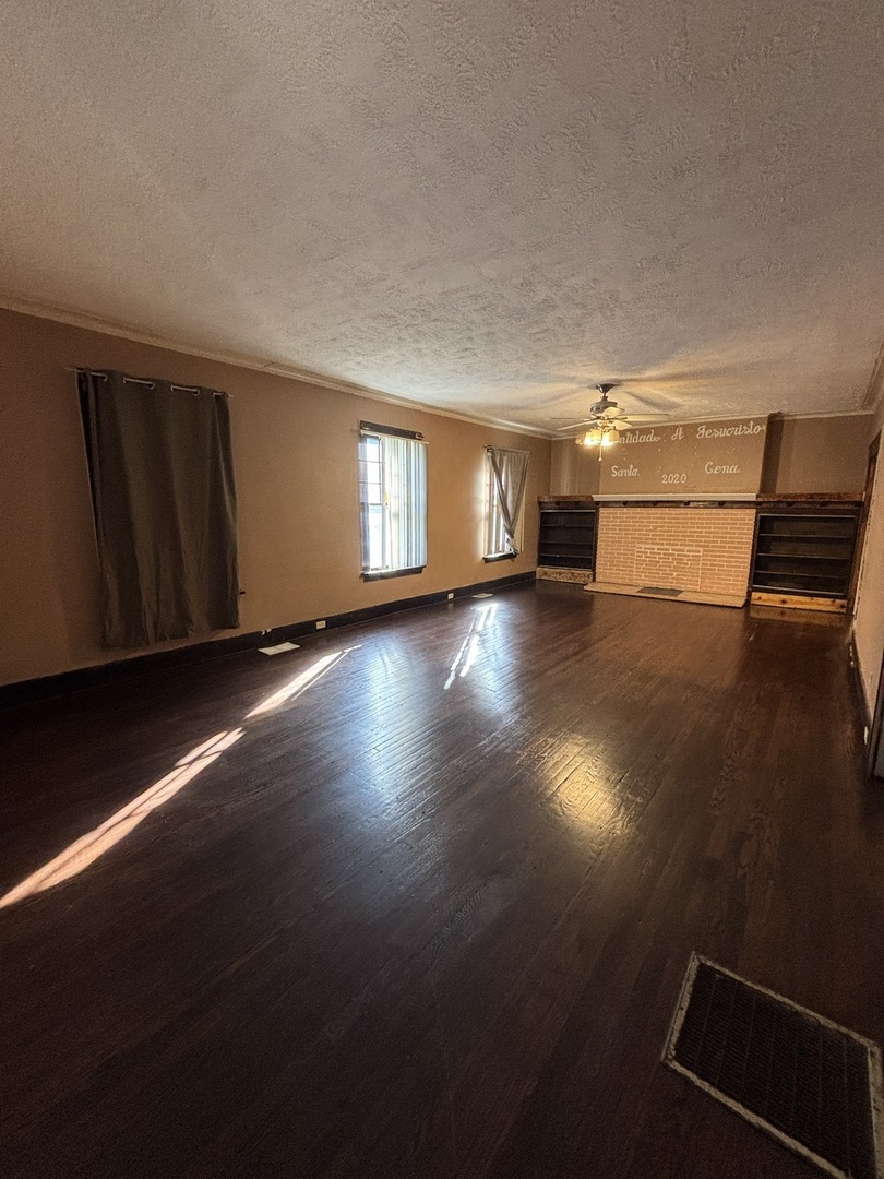 1912 Euclid Avenue, Chicago Heights, IL 60411