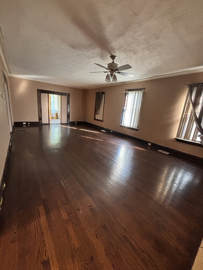 1912 Euclid Avenue, Chicago Heights, IL 60411