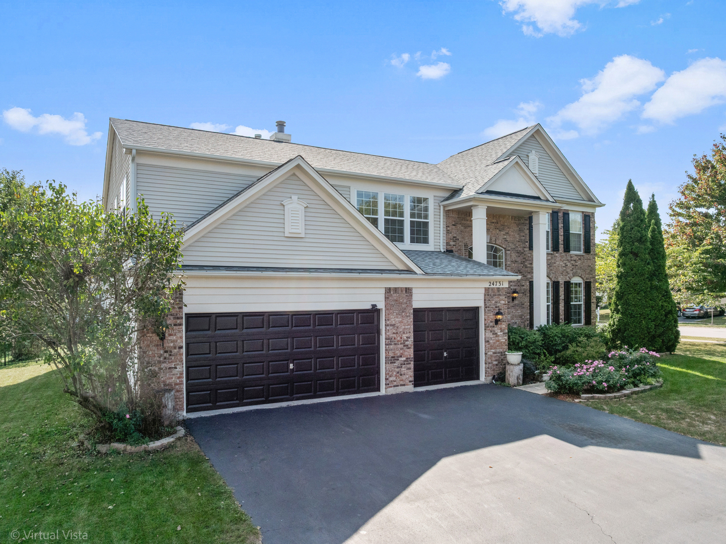 24731 Woodstock Drive, Plainfield, IL 60585