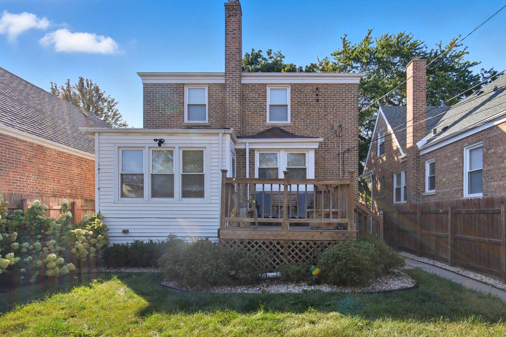8223 S Sawyer Avenue, Chicago, IL 60652