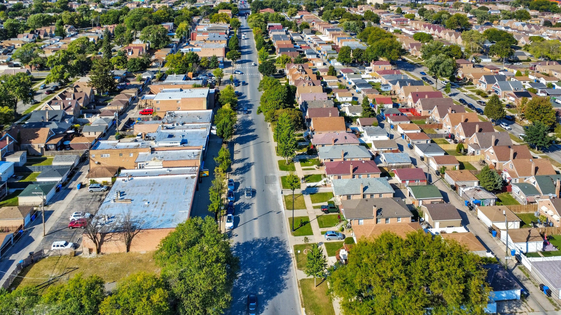 8223 S Sawyer Avenue, Chicago, IL 60652