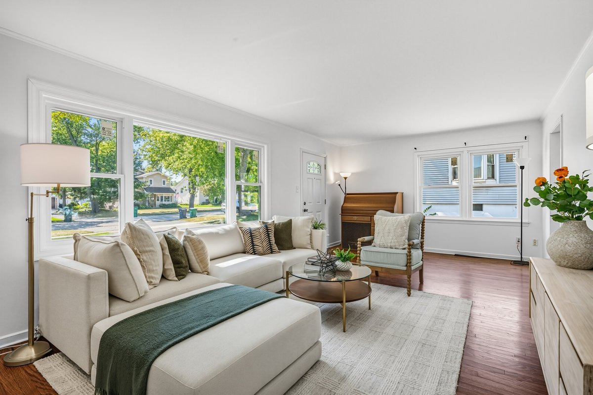 124 W Sunset Avenue, Lombard, IL 60148