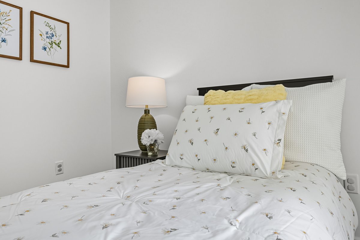 124 W Sunset Avenue, Lombard, IL 60148