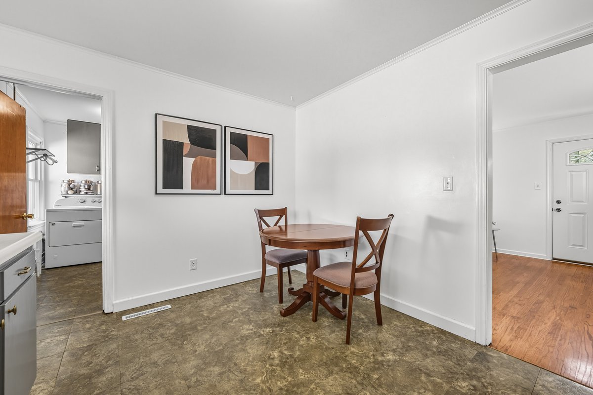 124 W Sunset Avenue, Lombard, IL 60148