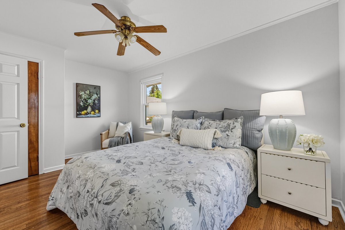 124 W Sunset Avenue, Lombard, IL 60148