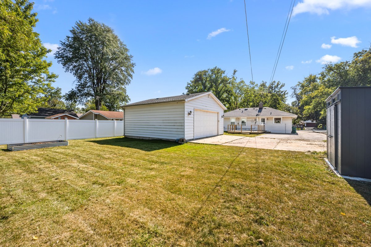 124 W Sunset Avenue, Lombard, IL 60148