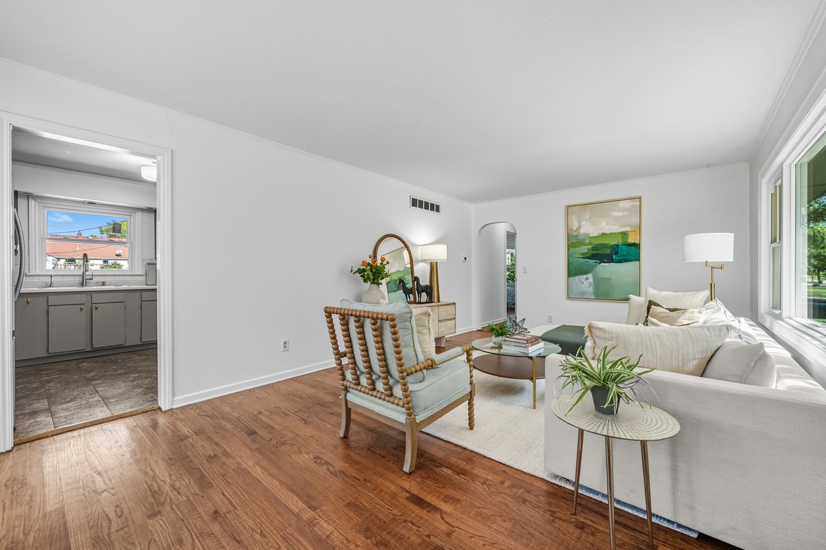 124 W Sunset Avenue, Lombard, IL 60148