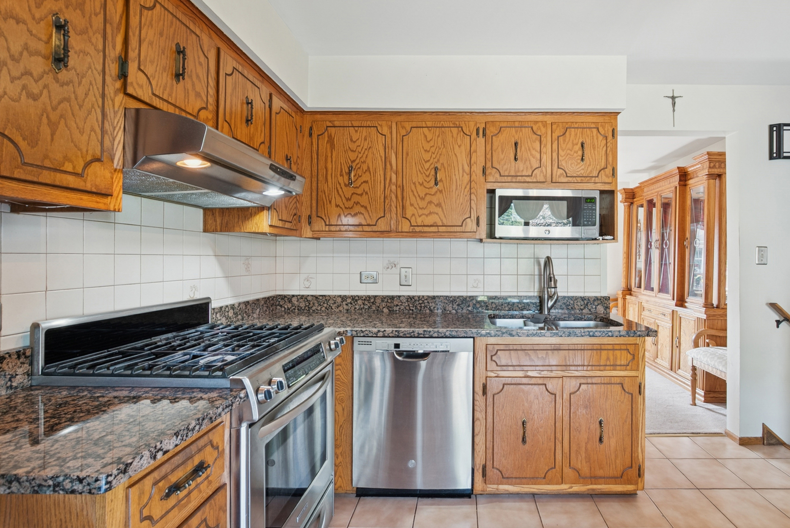 11608 S Leamington Avenue, Alsip, IL 60803