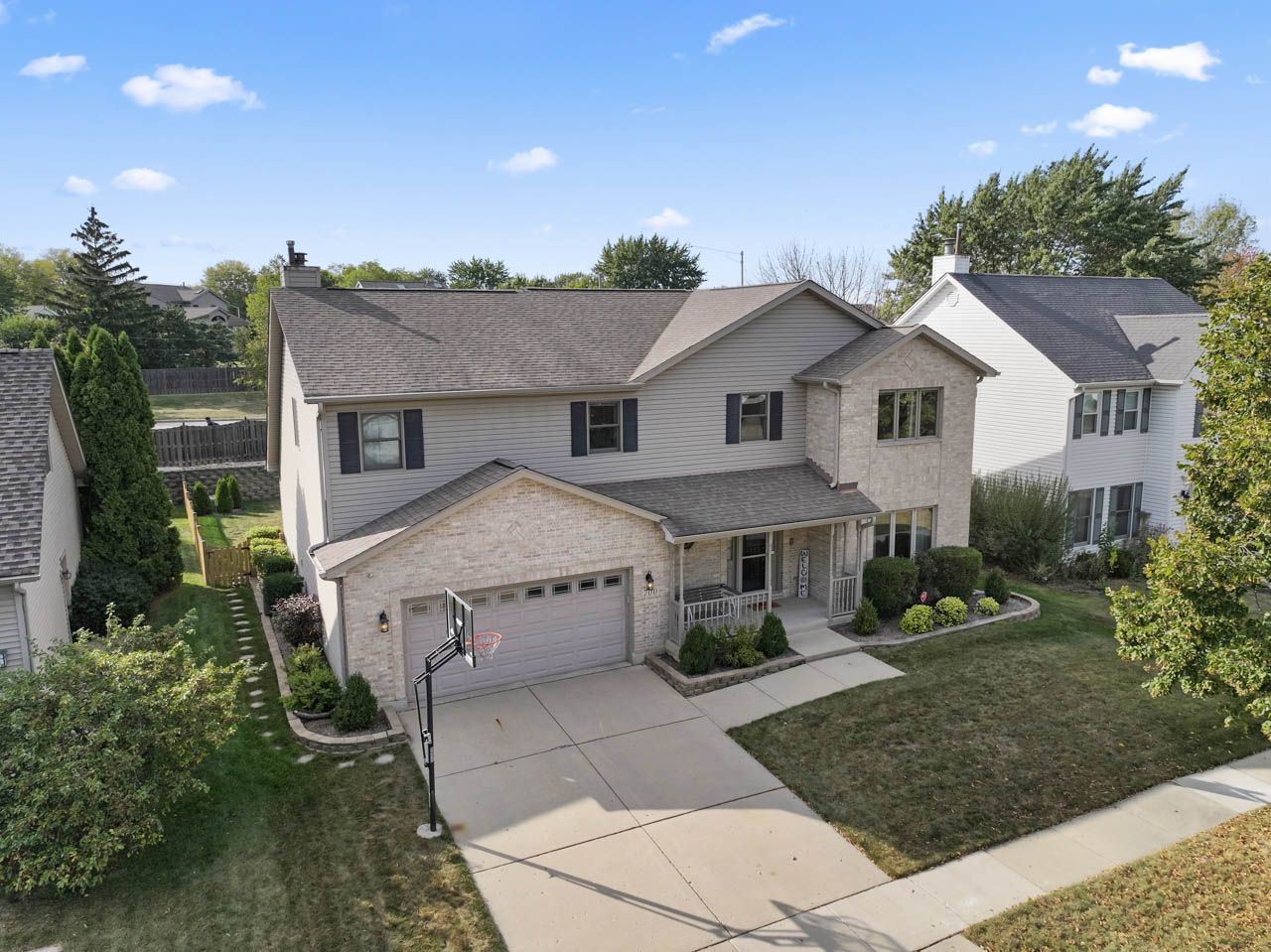 700 N Hundley Street, Hoffman Estates, IL 60169