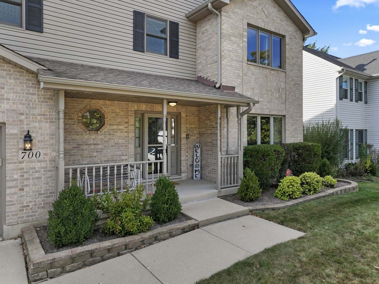 700 N Hundley Street, Hoffman Estates, IL 60169