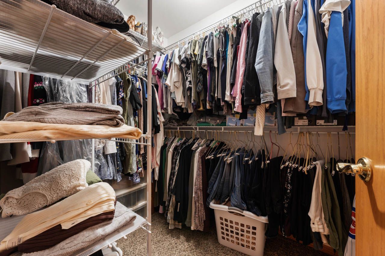 700 N Hundley Street, Hoffman Estates, IL 60169