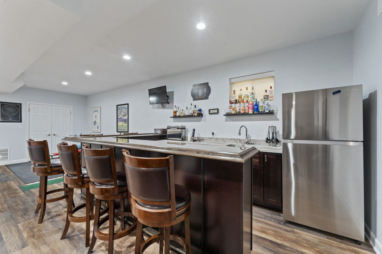 700 N Hundley Street, Hoffman Estates, IL 60169