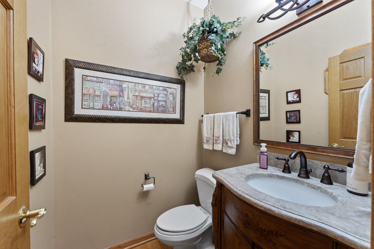 700 N Hundley Street, Hoffman Estates, IL 60169