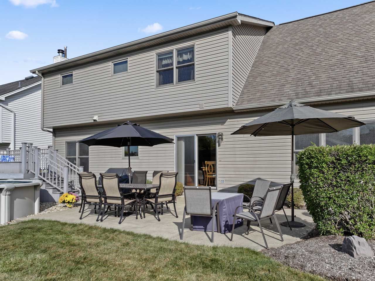 700 N Hundley Street, Hoffman Estates, IL 60169