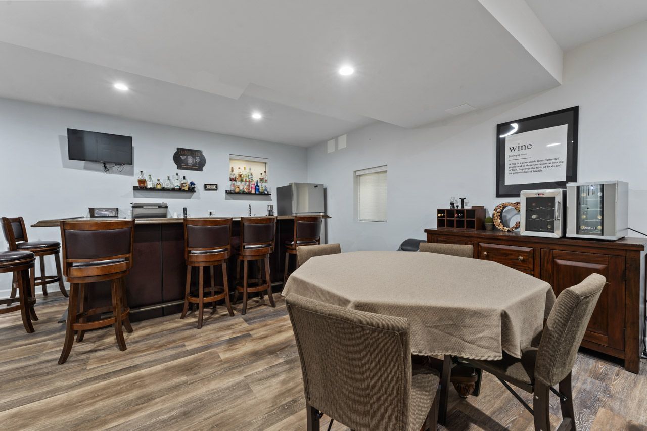 700 N Hundley Street, Hoffman Estates, IL 60169