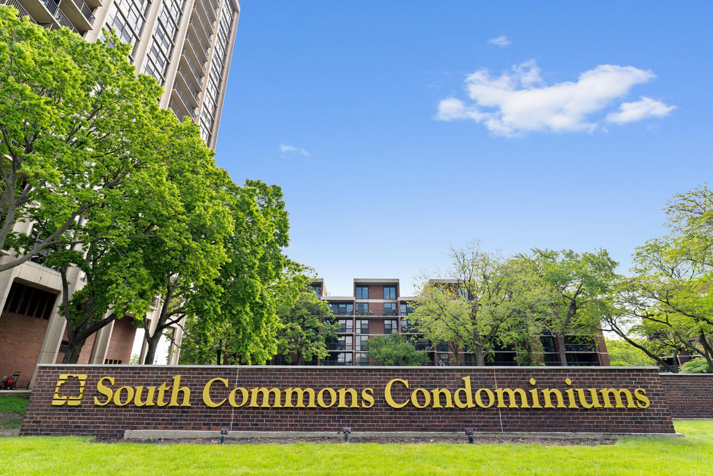 2901 S Michigan Avenue #903, Chicago, IL 60616