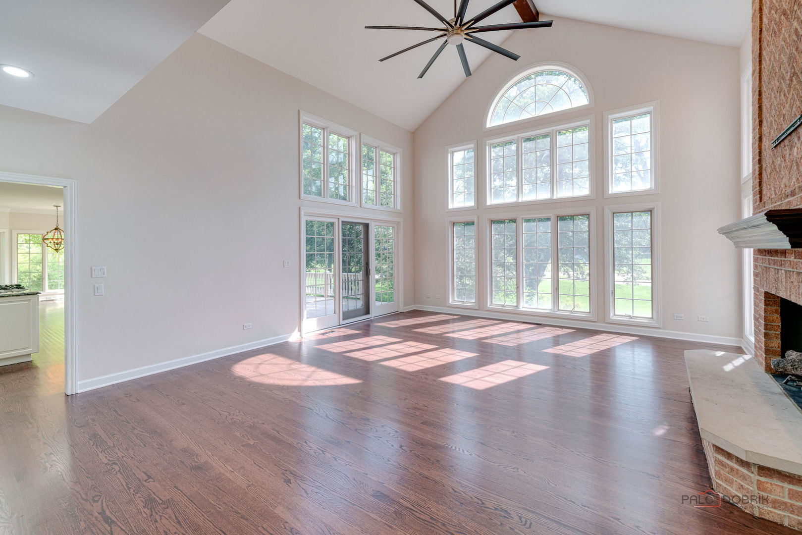 12 RIDERWOOD Road, North Barrington, IL 60010