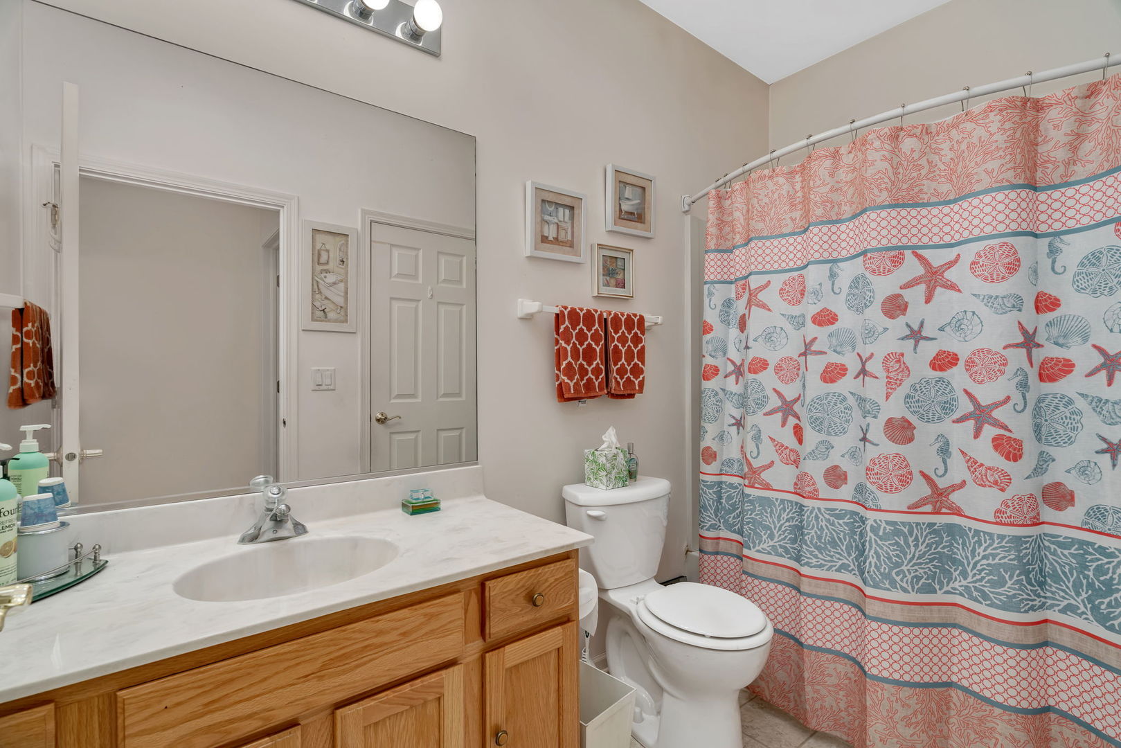 21201 Lily Lake Lane, Crest Hill, IL 60403