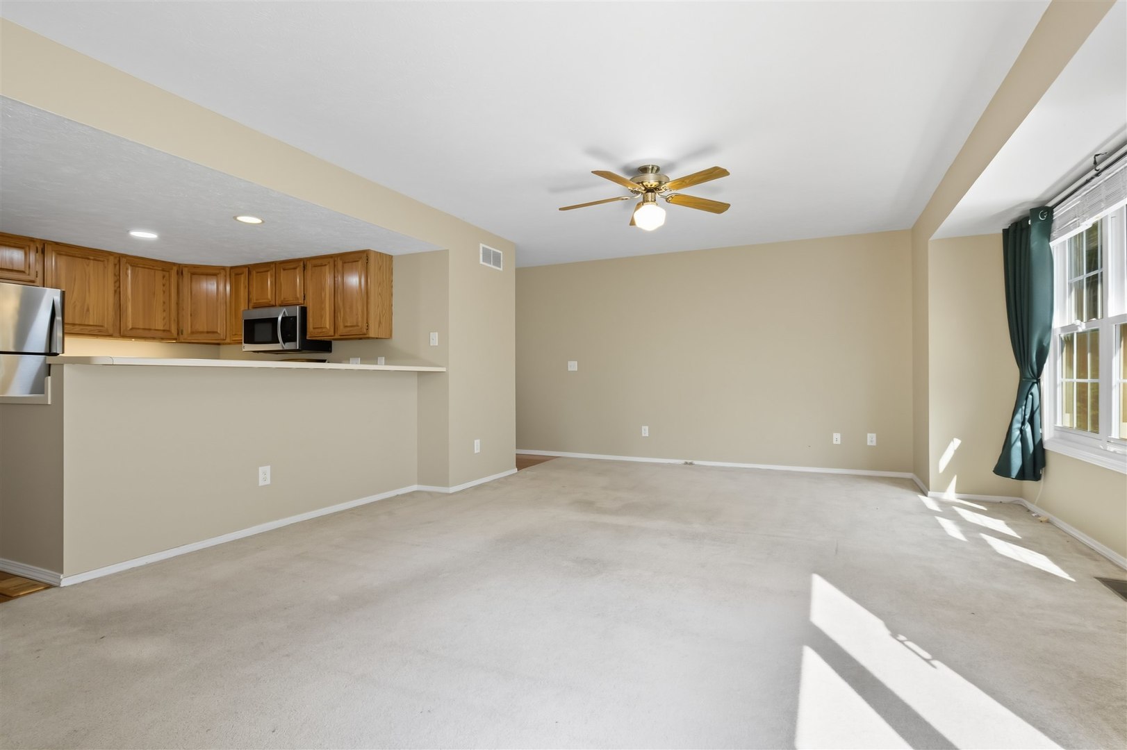 1018 Doral Drive, Bloomington, IL 61701