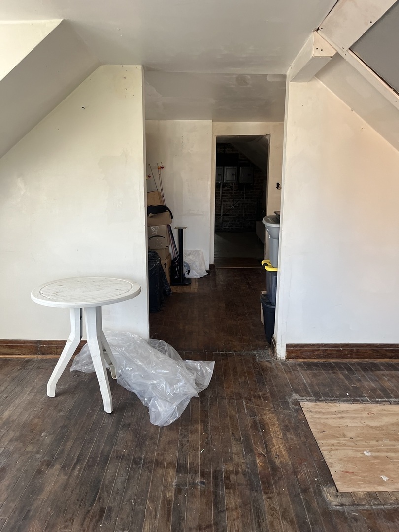 4140 S Albany Avenue, Chicago, IL 60632