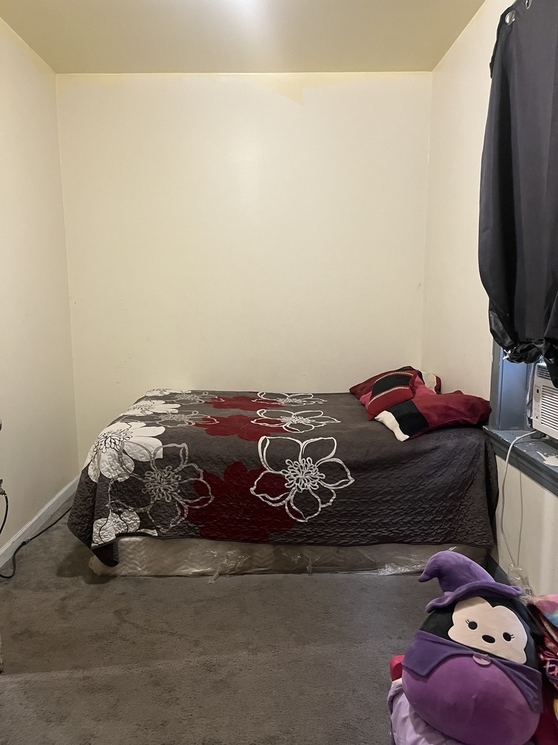 4140 S Albany Avenue, Chicago, IL 60632