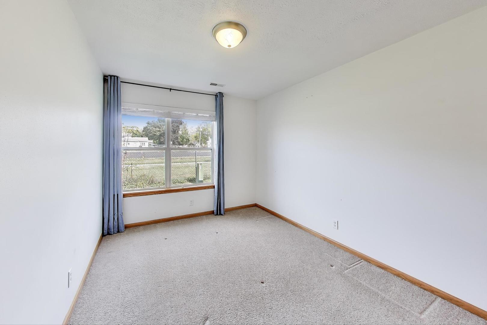 150 N Wooster Street #2, Capron, IL 61012