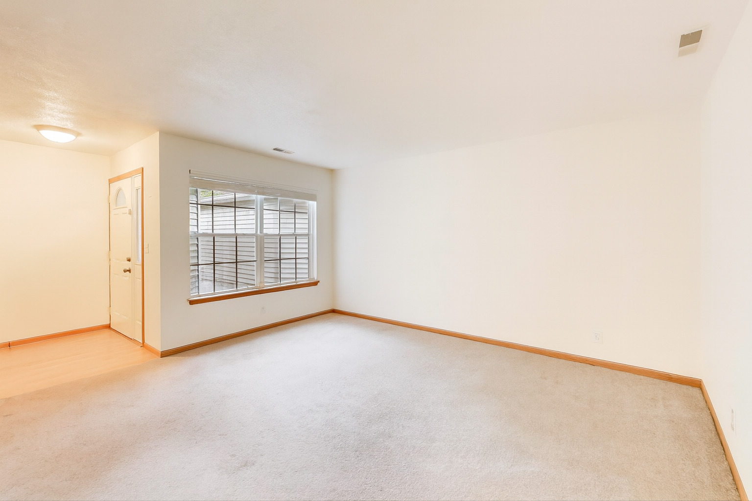 150 N Wooster Street #2, Capron, IL 61012