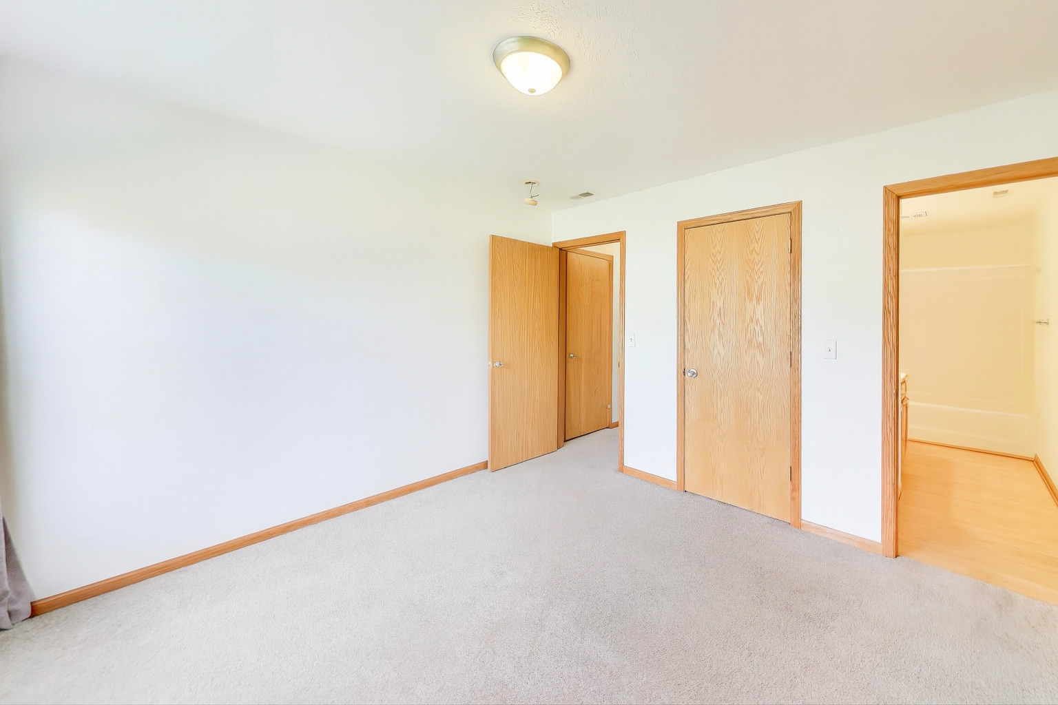 150 N Wooster Street #2, Capron, IL 61012