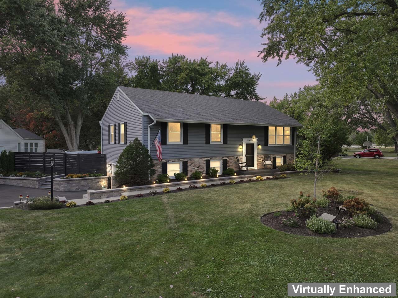 27W375 Oakwood Street, Winfield, IL 60190