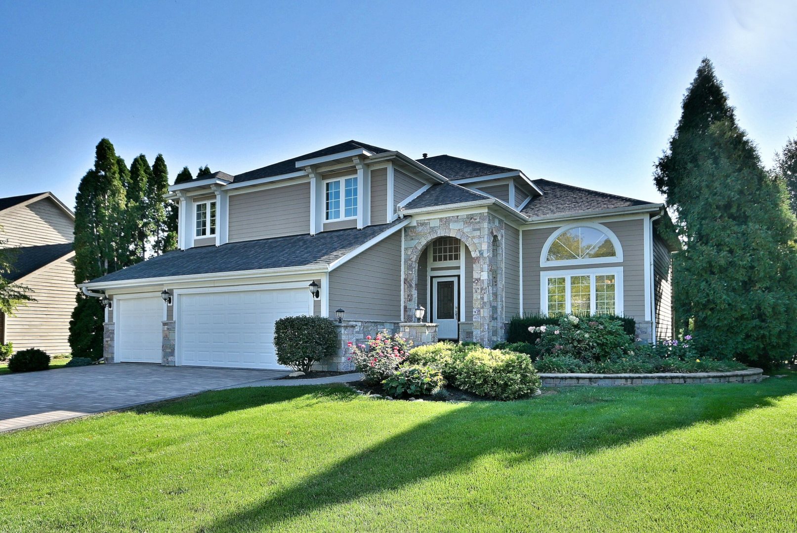 3816 Rosada Drive, Naperville, IL 60564