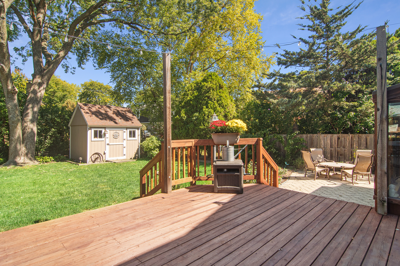 1102 E Waverly Drive, Arlington Heights, IL 60004