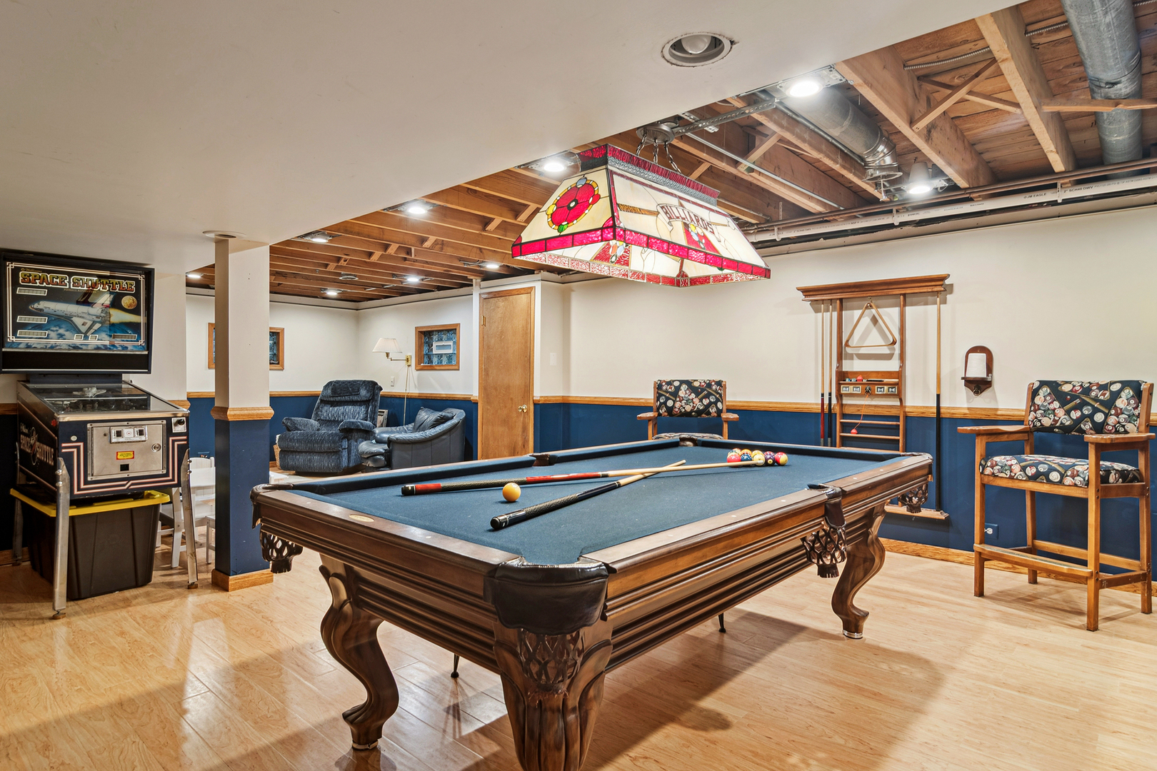 1102 E Waverly Drive, Arlington Heights, IL 60004