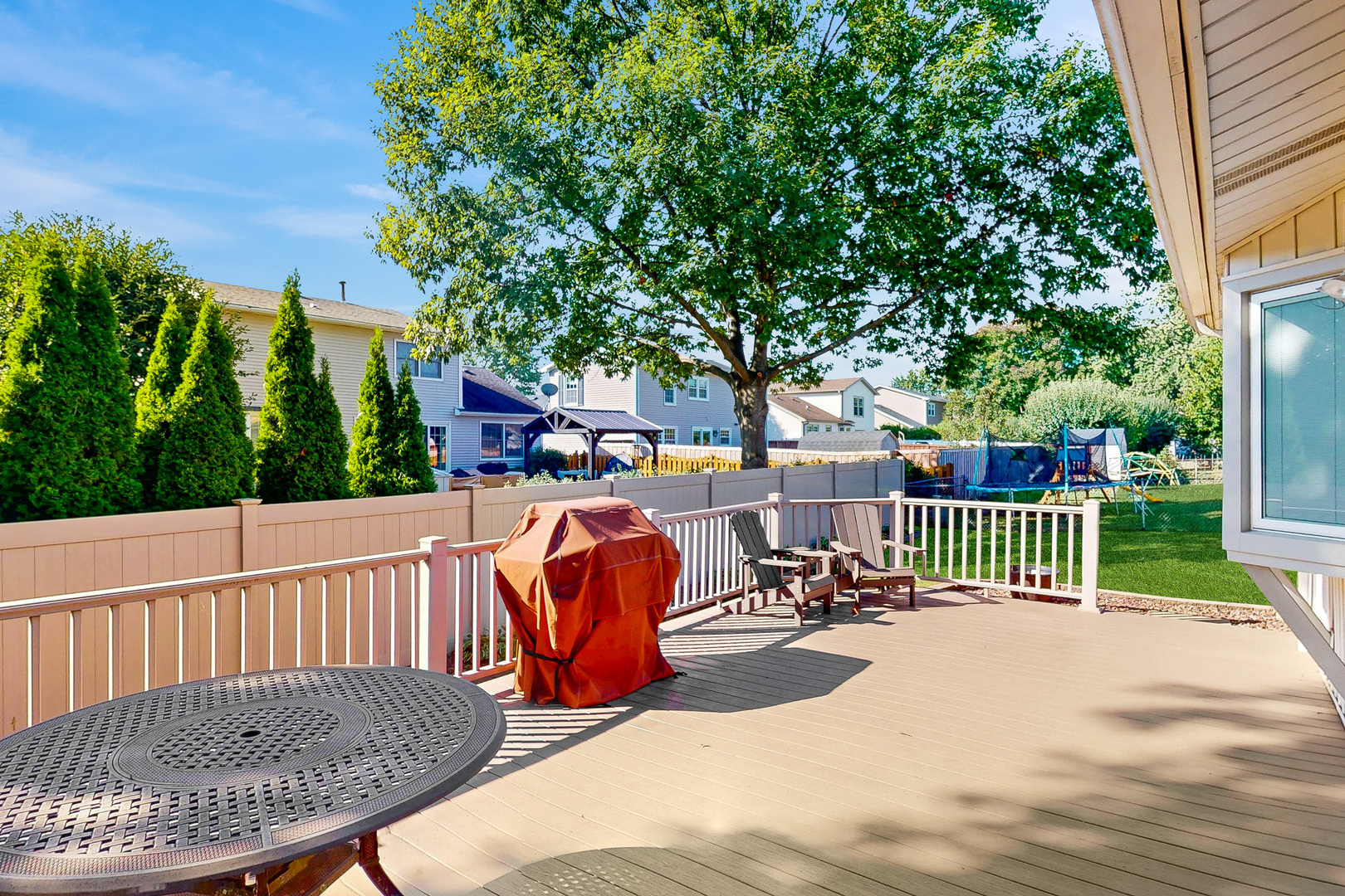 1517 White Trail, Elk Grove Village, IL 60007
