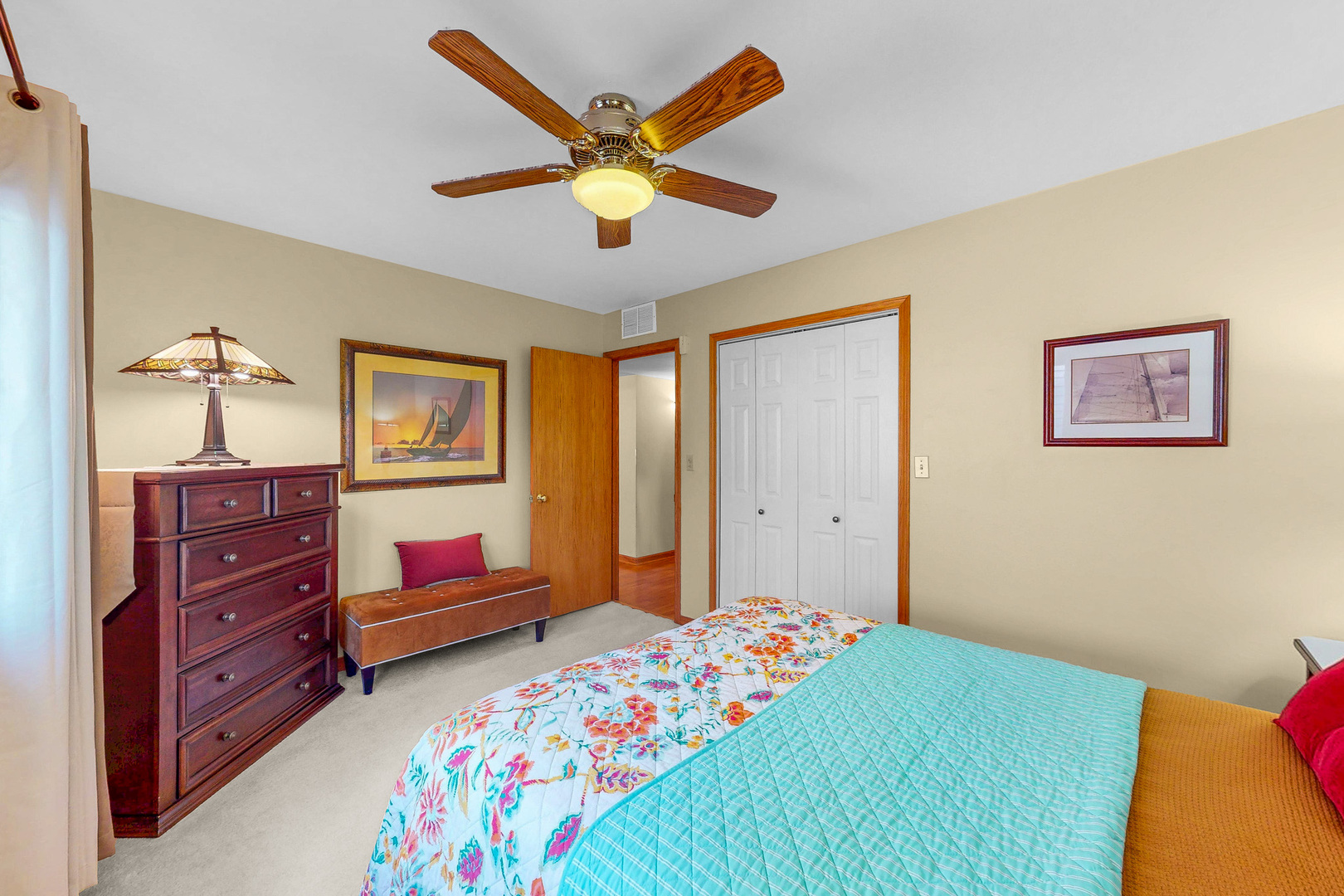 1517 White Trail, Elk Grove Village, IL 60007