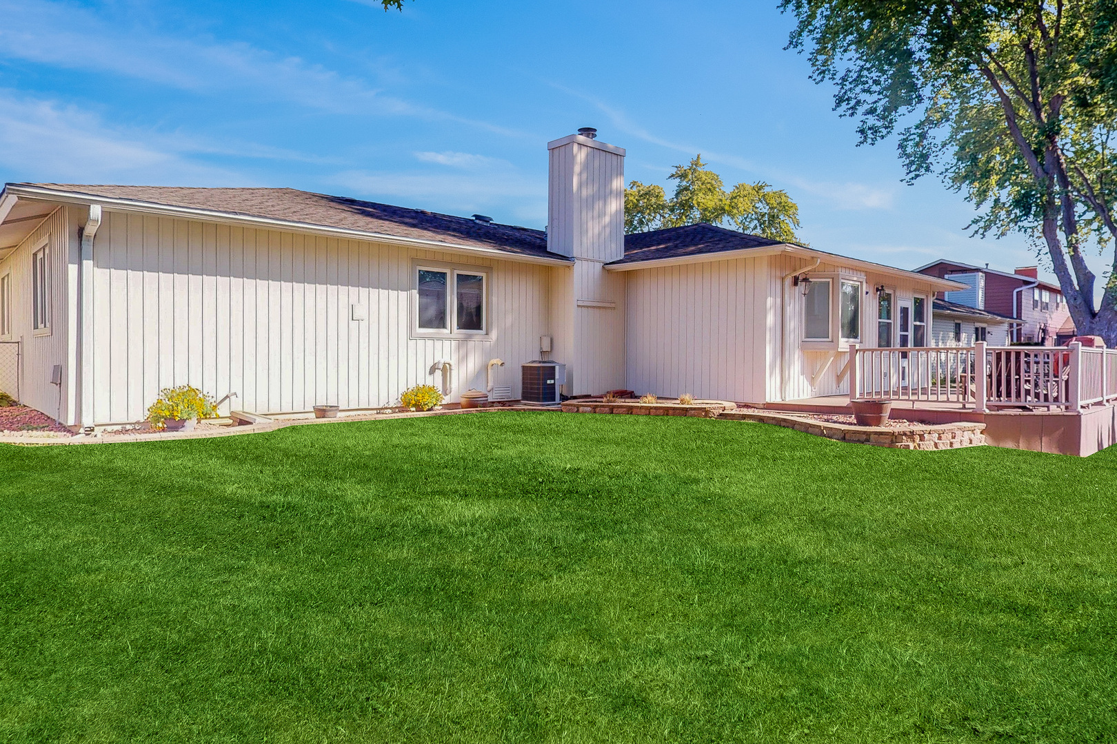1517 White Trail, Elk Grove Village, IL 60007