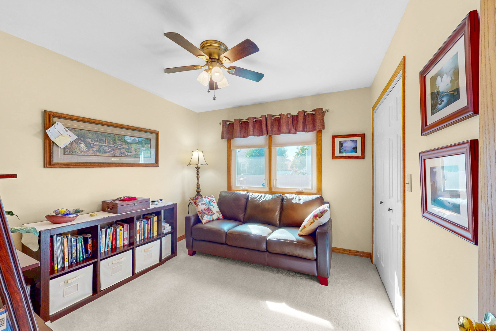 1517 White Trail, Elk Grove Village, IL 60007