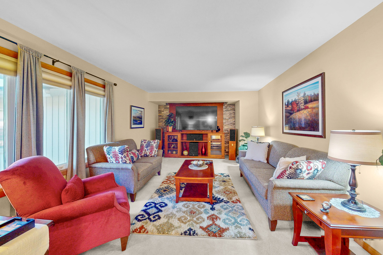 1517 White Trail, Elk Grove Village, IL 60007