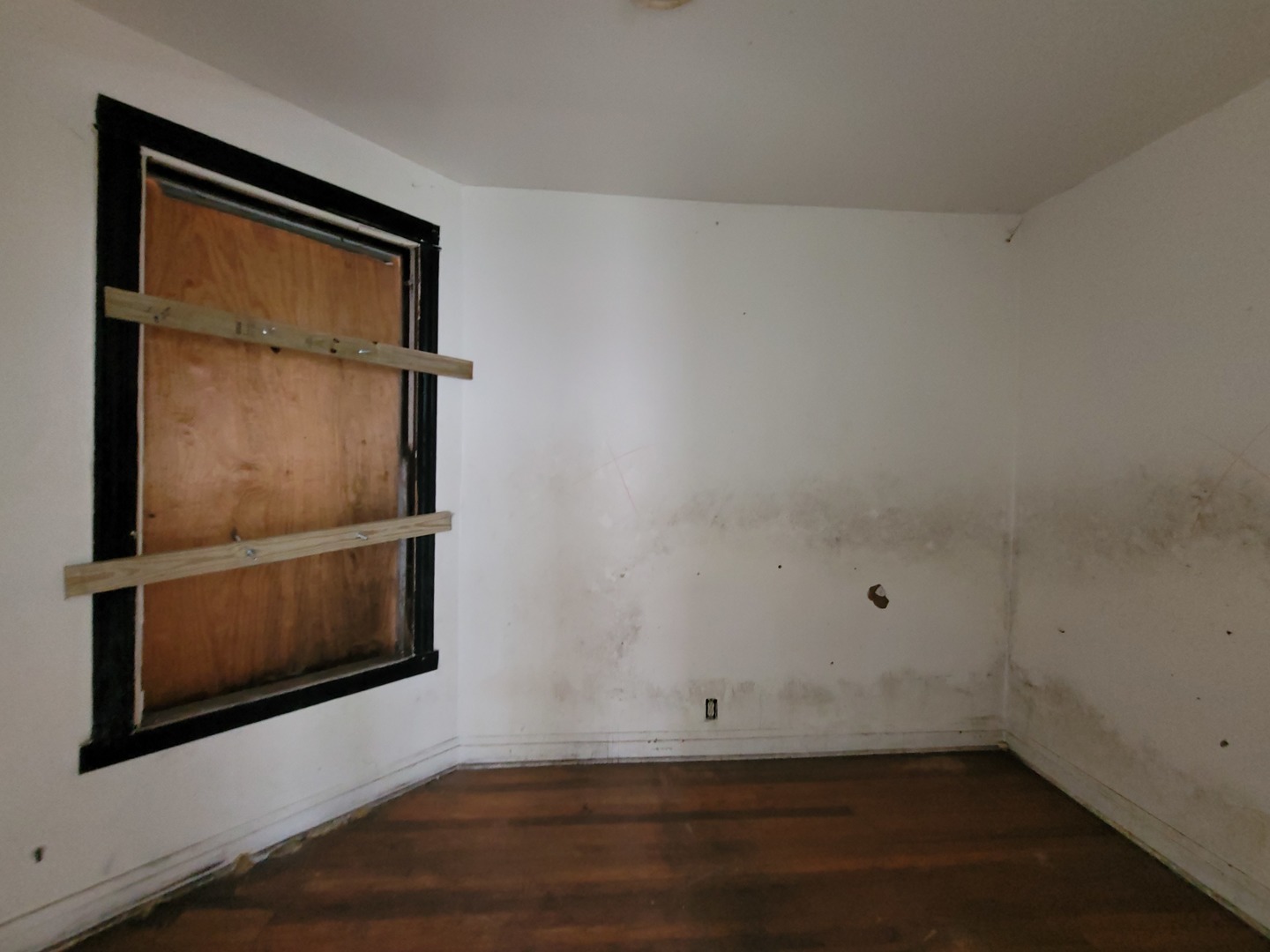 5732 S Sangamon Street, Chicago, IL 60621