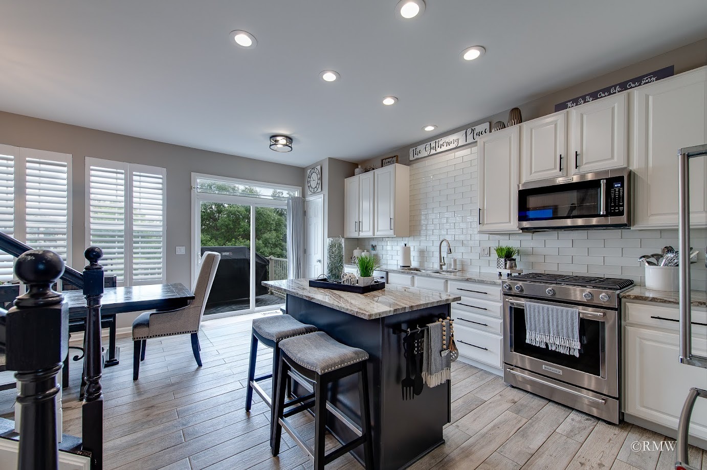 1618 Thornbury Drive #122-4, Bartlett, IL 60103