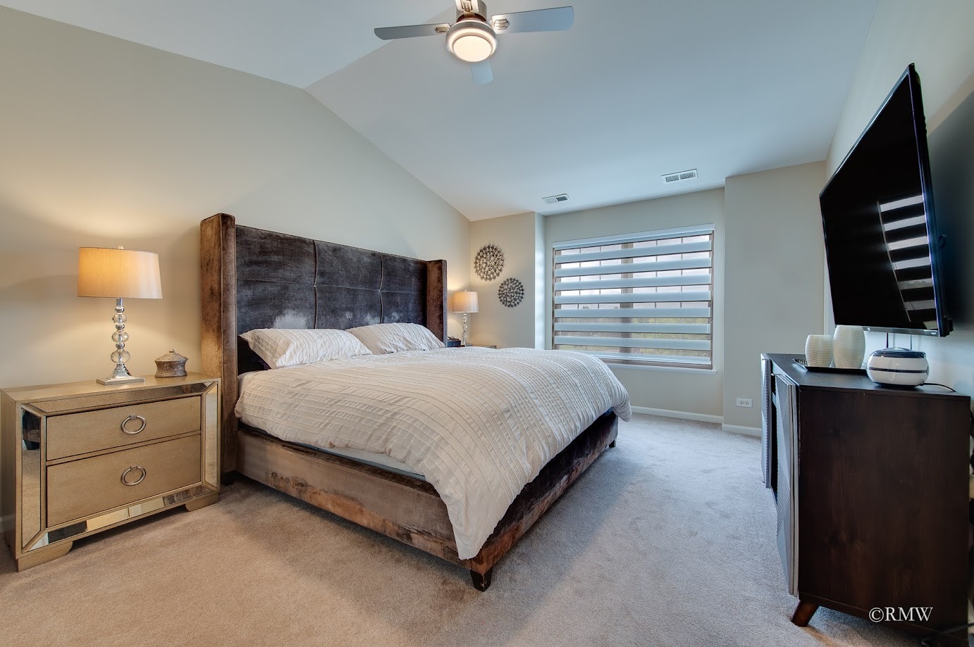 1618 Thornbury Drive #122-4, Bartlett, IL 60103