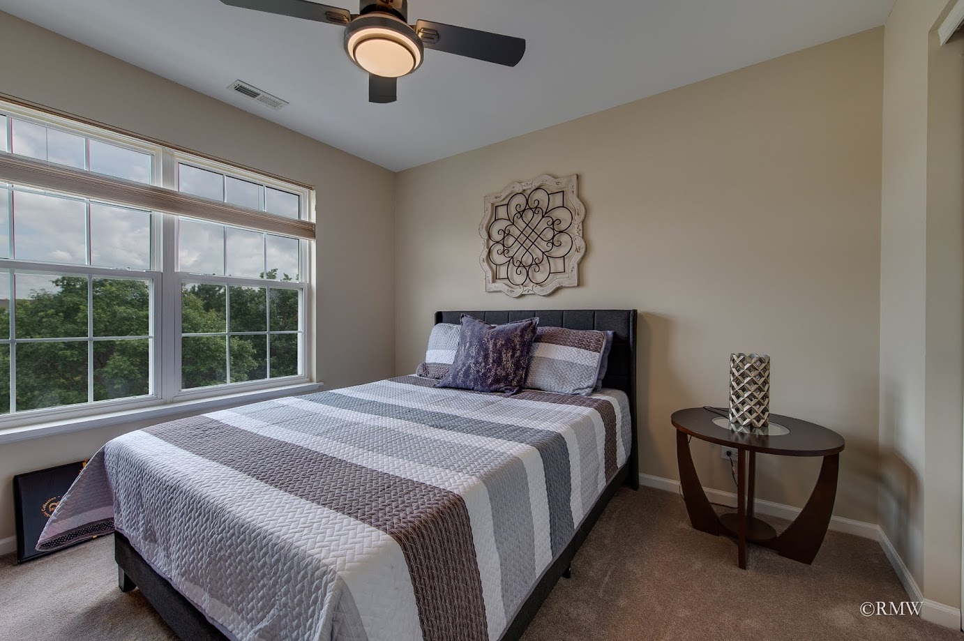 1618 Thornbury Drive #122-4, Bartlett, IL 60103