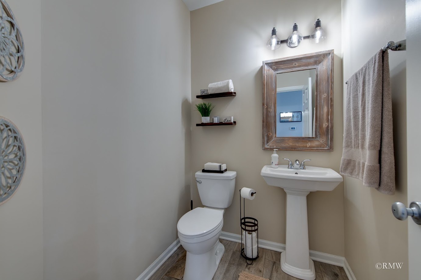 1618 Thornbury Drive #122-4, Bartlett, IL 60103