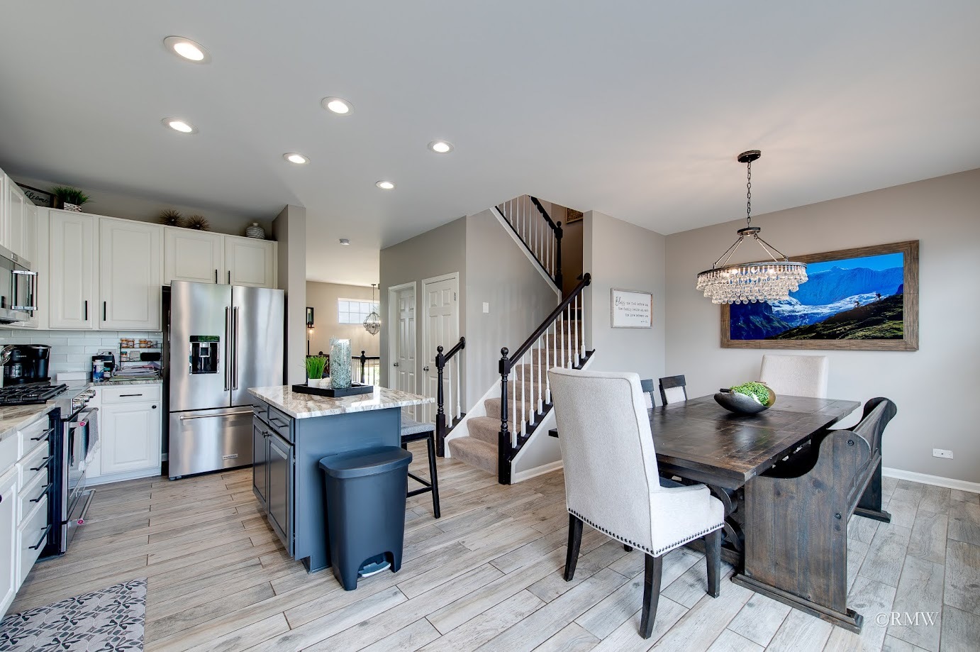 1618 Thornbury Drive #122-4, Bartlett, IL 60103