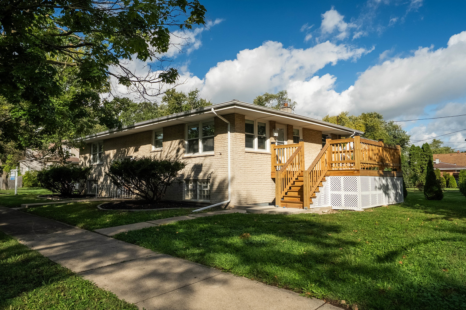 3045 Peoria Street, Steger, IL 60475