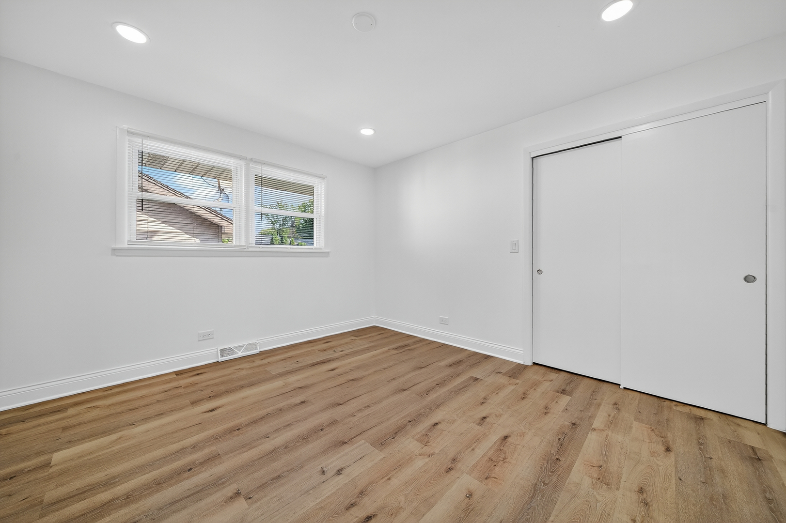 3045 Peoria Street, Steger, IL 60475