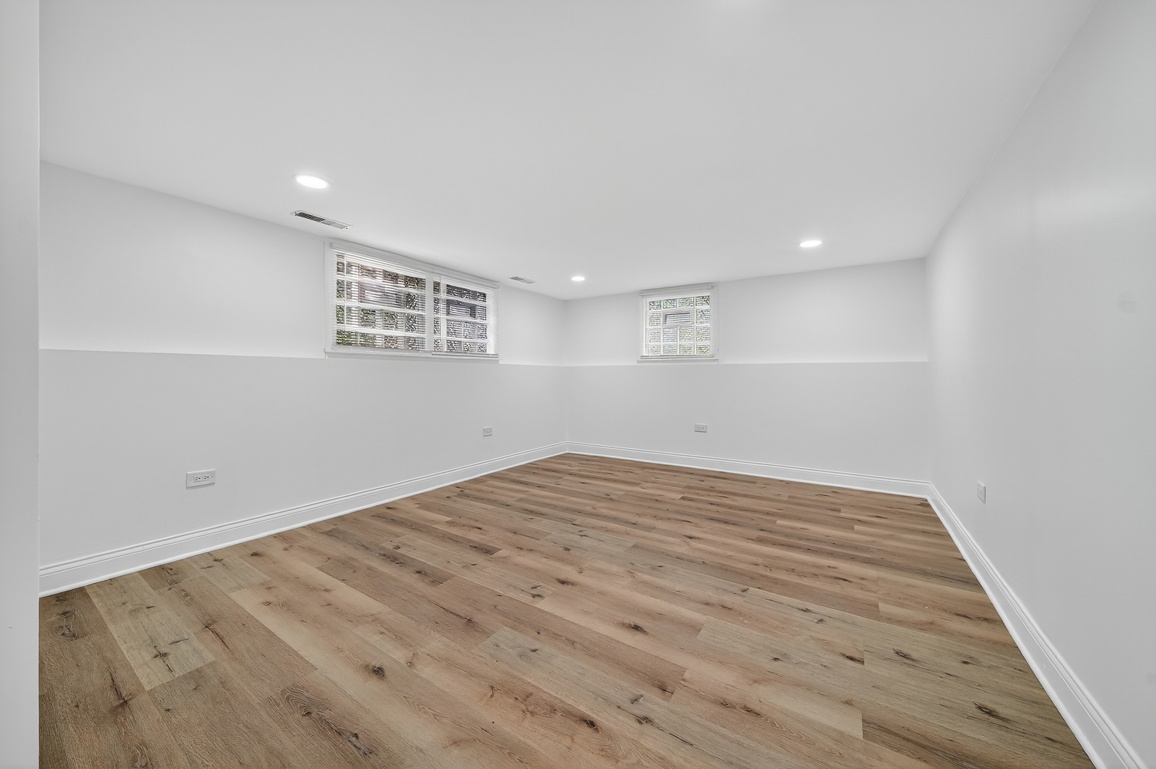 3045 Peoria Street, Steger, IL 60475