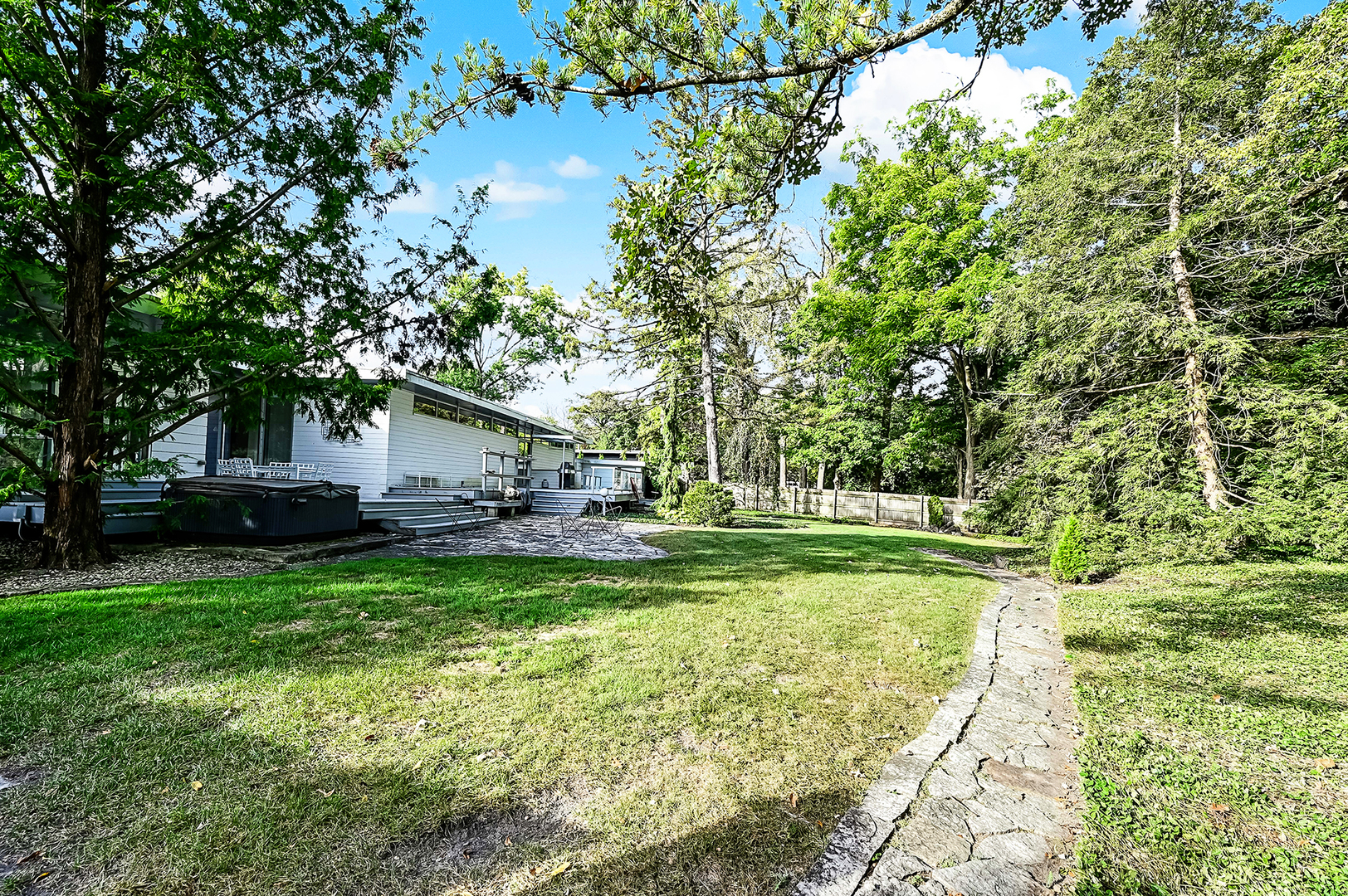 9000 W Forest Glen Boulevard, Palos Park, IL 60464