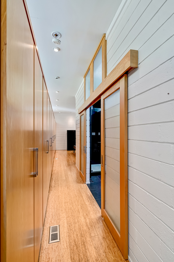 9000 W Forest Glen Boulevard, Palos Park, IL 60464